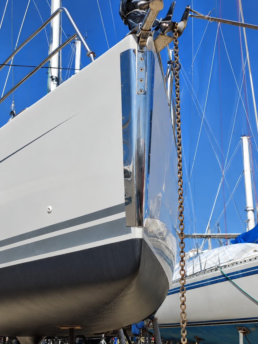 Polished stainless bow protection fitted to a Hanse 370E